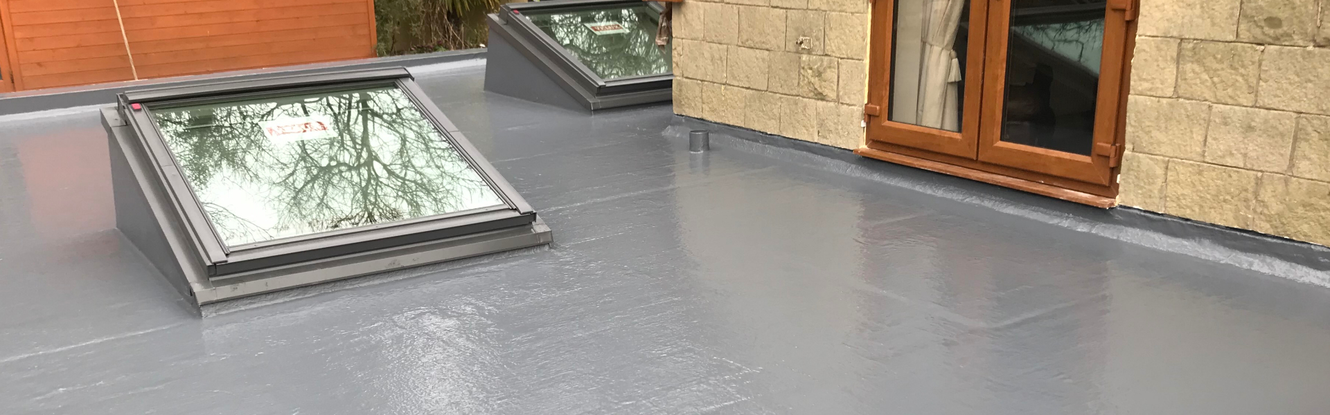 Flat roofing system